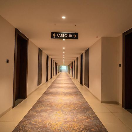 Hotel Omaya Garden Rāipur 外观 照片