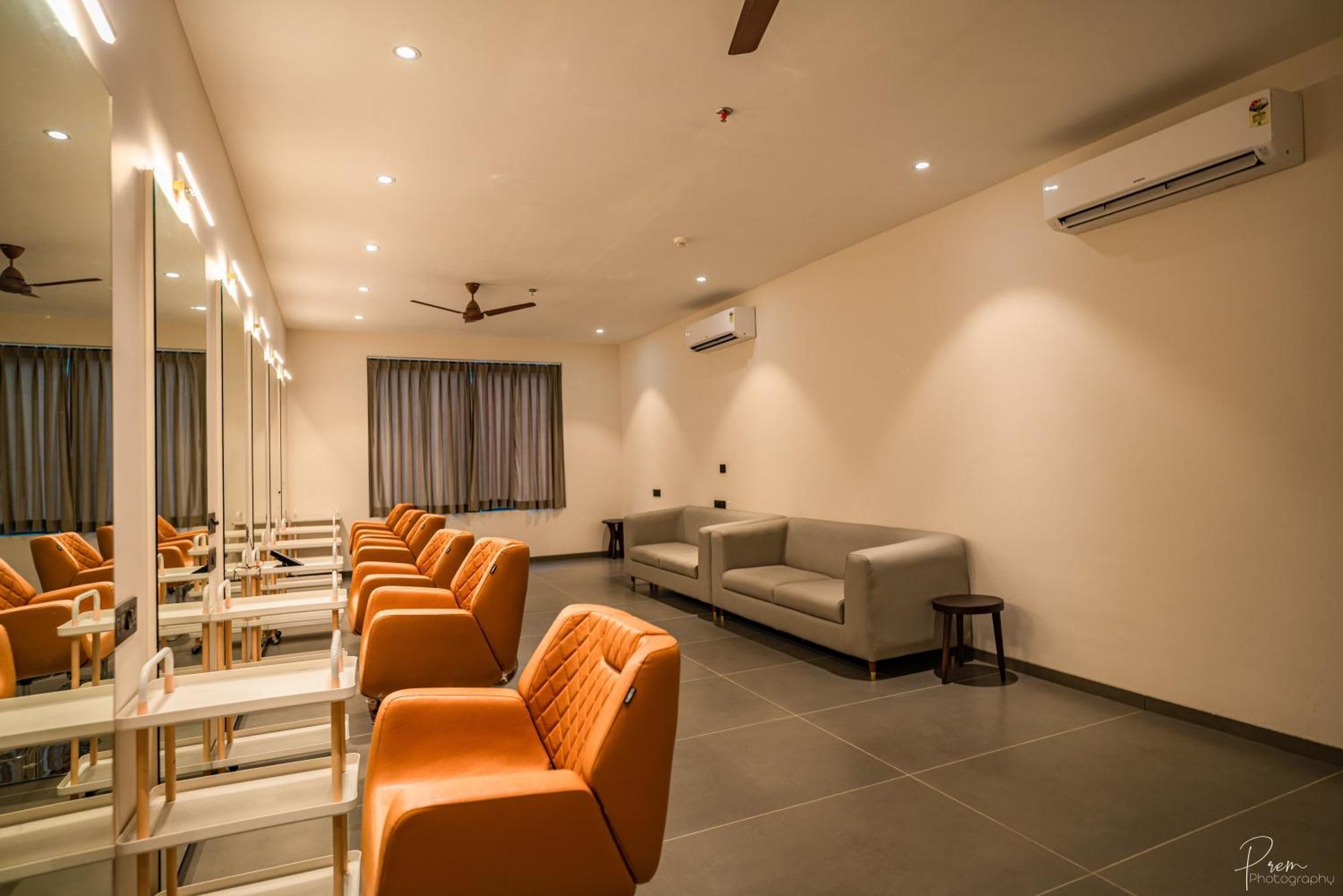 Hotel Omaya Garden Rāipur 外观 照片