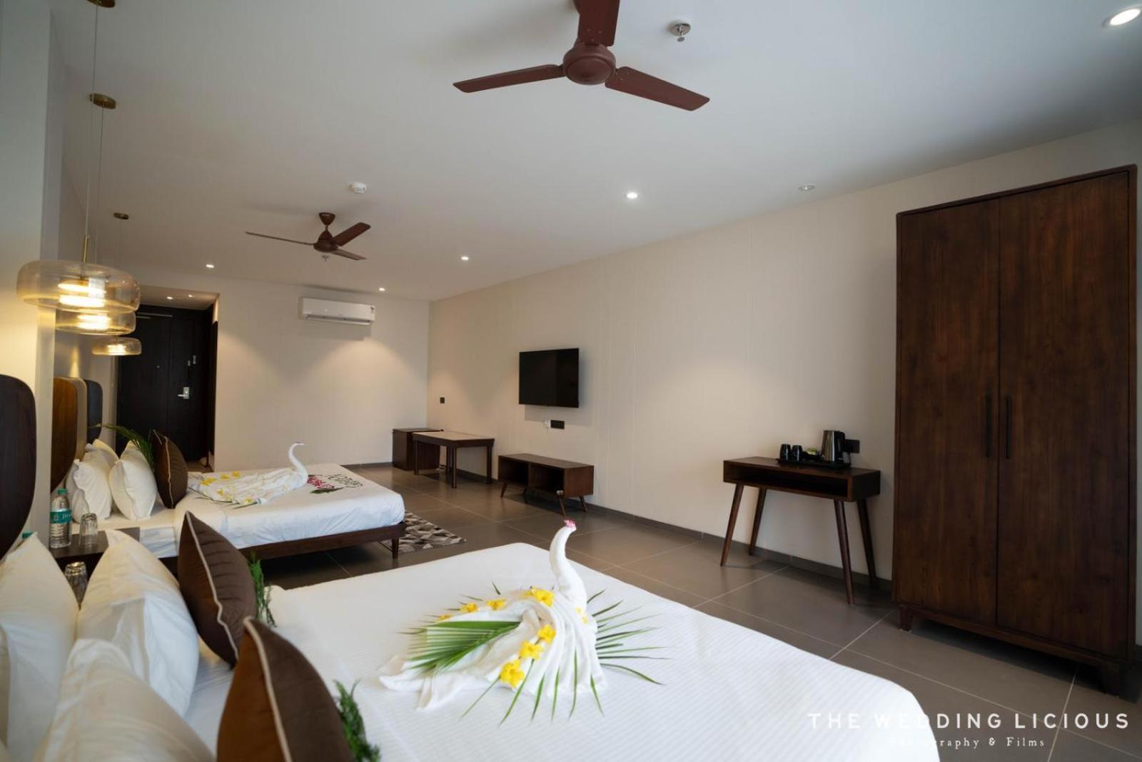 Hotel Omaya Garden Rāipur 外观 照片