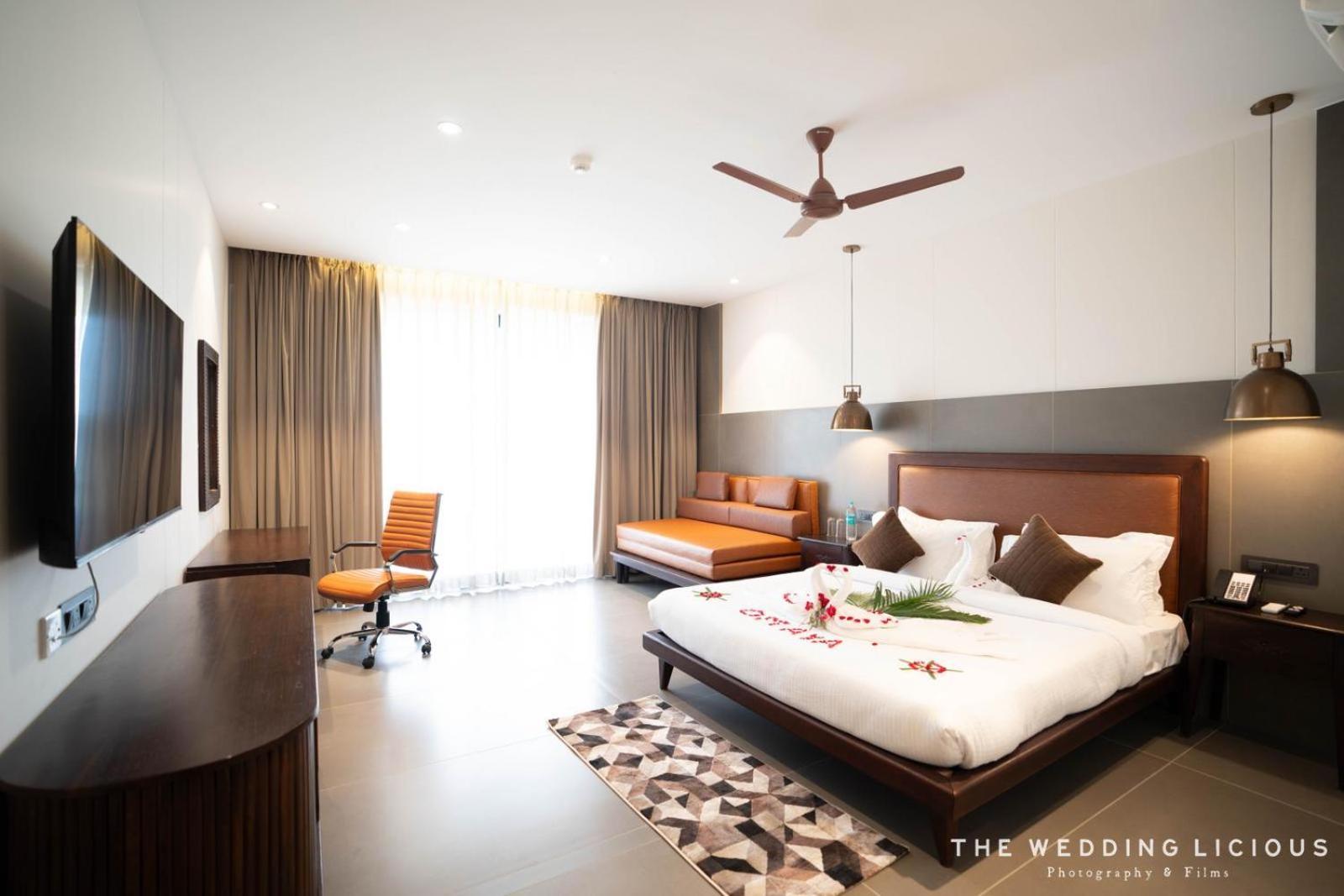 Hotel Omaya Garden Rāipur 外观 照片