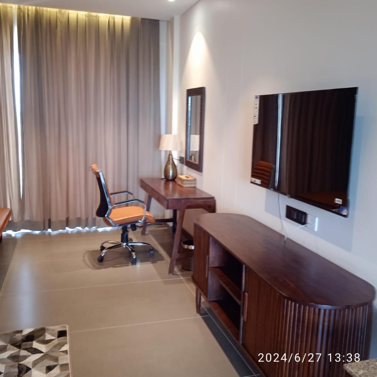 Hotel Omaya Garden Rāipur 外观 照片
