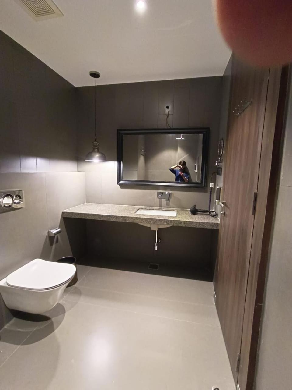 Hotel Omaya Garden Rāipur 外观 照片